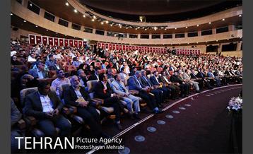 آیین تجلیل از جان باختگان و آسیب دیدگان حین خدمت شهرداری تهران 16