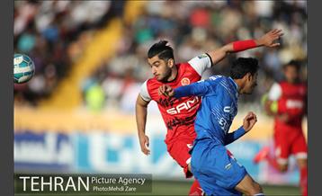 دیدار تیم‌های فوتبال پدیده و استقلال