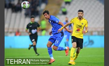 دیدار تیم های استقلال تهران و سپاهان اصفهان 14
