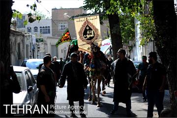 حرکت نمادین کاروان اُسرای کربلا در ده ونک 11