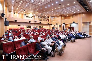 آئین نکوداشت دکتر عماد افروغ و رونمایی از 4 کتاب ایشان 16
