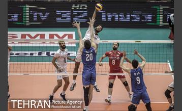 دیدار تیم های ملی والیبال ایران و چین 23