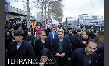 حضور شهردار تهران در راهپیمایی یوم الله 22 بهمن 14