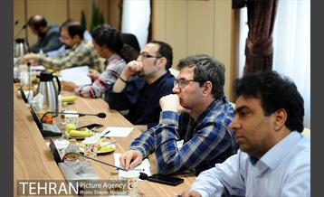 نشست هم اندیشی رئیس مرکز ارتباطات شهرداری تهران با اصحاب رسانه 16