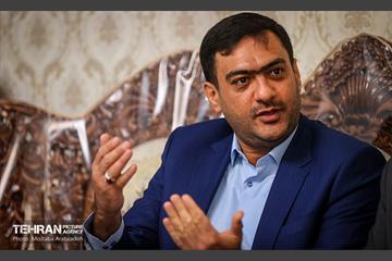 دیدار شهردار تهران با خانواده شهید دارابی 10