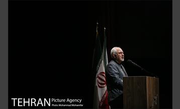 تجلیل شهردار تهران از محمدجواد ظریف 32