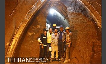 مراسم اتصال جبهه های حفاری شمالی و جنوبی تونل زیر گذر استادمعین 24