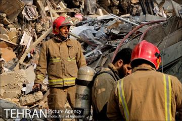ساختمان پلاسکو فرو ریخت -4 1