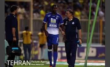 دیدار تیم های استقلال تهران و نفت مسجد سلیمان 22