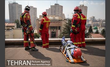 مانور عملیات آتش نشانی در شمال تهران 12