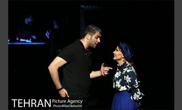 نمایش شبی بیرون از خانه 15