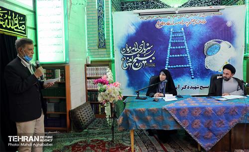 ملاقات مردمی شهردار منطقه 8 با شهروندان 10