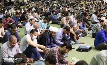 مراسم دعای روز عرفه در مصلی امام خمینی (ره) 36