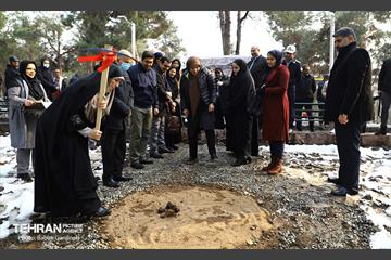 ایین آغاز بوستان بانوان منطقه 13و 21