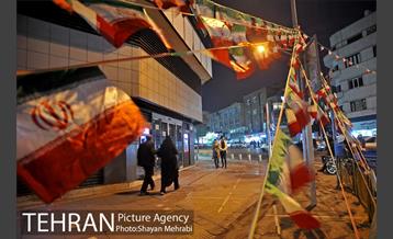 96-11-21 آذین بندی خیابان ها به مناسبت 22 بهمن 27