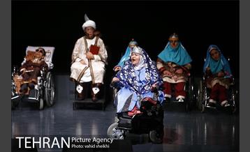 نمایش فاخر رستم و سهراب 15