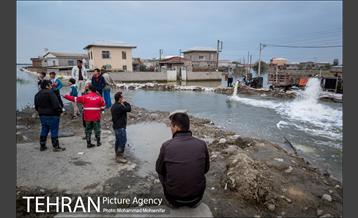 عملیات تخلیه آب از محلات گمیشان 24