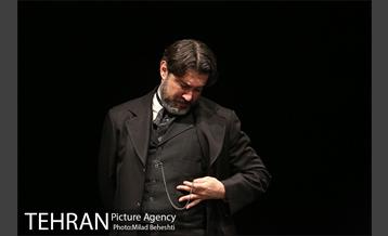 نمایش ماتریوشکا‎ 4