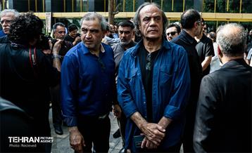 تشییع پیکر زنده‌یاد «اکبر عبدی» 51