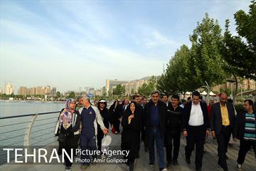 ششمین همایش پیاده روی خانوادگی با حضور شهردار تهران 4