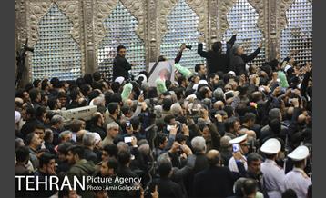 تشییع و خاکسپاری پیکر آیت الله هاشمی رفسنجانی در حرم امام (ره)‎ 12