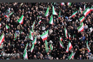 بدرقه شهیدان تنگسیری و اسحاقی توسط اهالی پایتخت 59