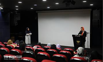 دومین روز کارگاه داستان‌نویسی ویژه اعضای کانون نوجوانان 23