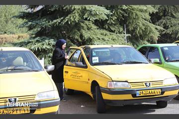 ایستگاه تاکسی بانوان در نمایشگاه زنان و تولید ملی 13
