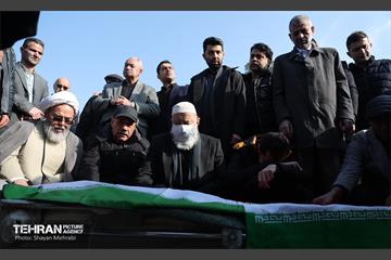 مراسم تشییع مرحوم محمدهادی چمران برادر مهدی چمران 28
