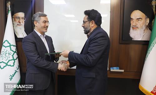 انعقاد قرارداد سازمان پسماند شهرداری تهران با شرکت بهمن موتور 4