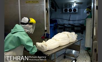 تطهیر و تدفین جانباختگان کرونایی در بهشت زهرا(س) 10