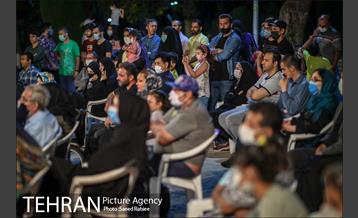 تعزیه خوانی اباعبدالله الحسین(ع) در بوستان لاله 2