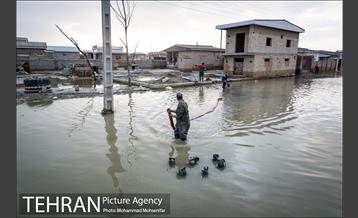 عملیات تخلیه آب از محلات گمیشان 14