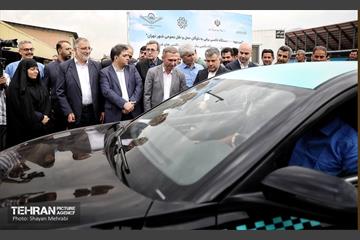 آیین ورود ۱۰۰۰ دستگاه تاکسی برقی به ناوگان حمل و نقل عمومی شهر تهران 1