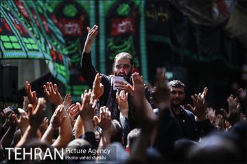 مراسم عزاداری تاسوعای حسینی در بازار تهران 12