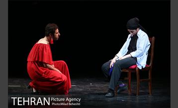 نمایش اژدهای طلایی 5