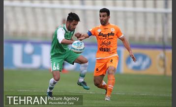 دیدار تیم های فوتبال سایپا و ماشین سازی تبریز