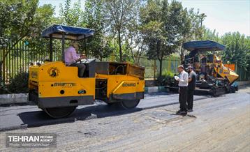 عملیات تراش و روکش مکانیزه آسفالت در سطح منطقه ۱۷