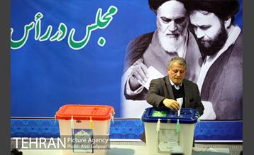 شرکت محسن هاشمی رئیس شورای اسلامی شهر تهران در انتخابات مجلس شورای اسلامی 7