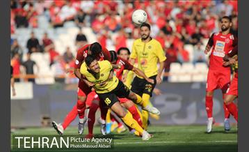 دیدار تیم های سپاهان و پرسپولیس 6