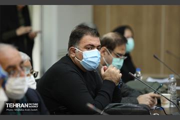 دیدار شهردار تهران با نخبگان و خانواده های شهدای منطقه 14