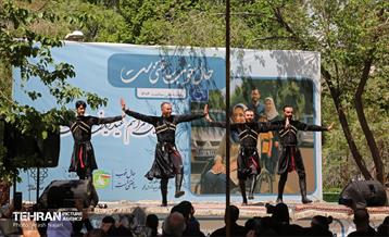 نوزدهمین عید دیدنی معلولین شهر تهران  19