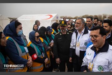بازدید شهردار تهران از مانور تمرین اسکان اضطراری 12