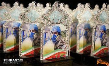 مراسم تجلیل از بانوان مدافع سلامت 1