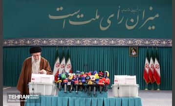 حضور رهبر انقلاب در دور دوم انتخابات مجلس شورای اسلامی 15