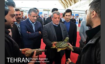 بازدید رئیس شورای شهر تهران از نمایشگاه بین المللی پسامد، بازیافت 34