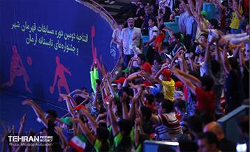 افتتاحیه دومین دوره مسابقات قهرمان شهر 38