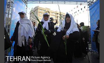 پیاده روی و گردهمایی سالمندان با حضور شهردار تهران 9