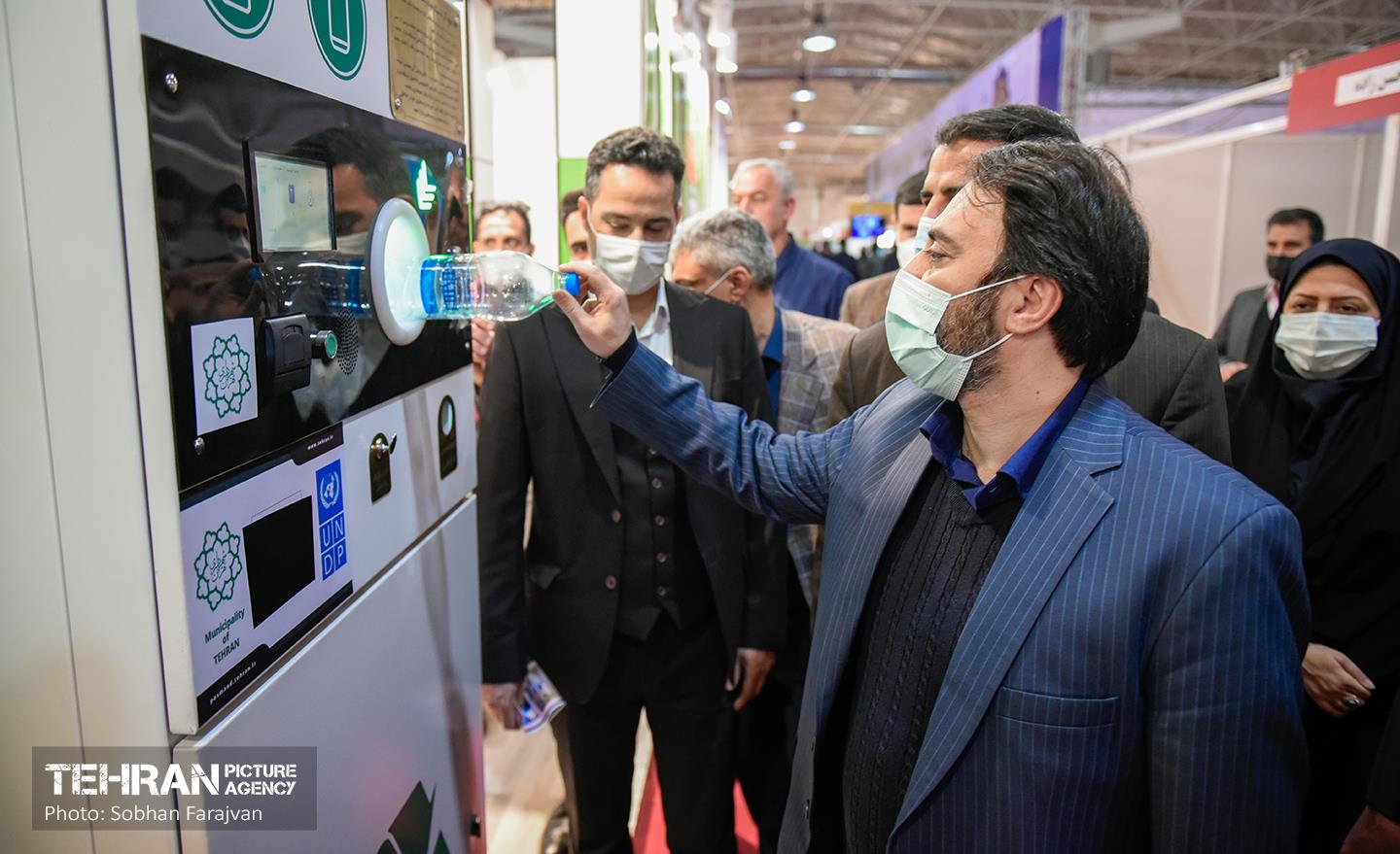 بازدید مدیران شهری از نمایشگاه مدیریت پسماند، بازیافت و ماشین آلات وابسته 10