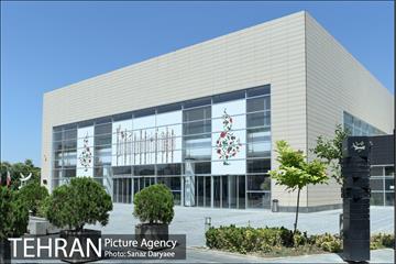 پردیس تئاتر تهران‎ 9